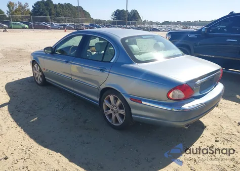 2003 Jaguar X-Type 3.0 from USA, damaged, VIN SAJEA51C13WD27862